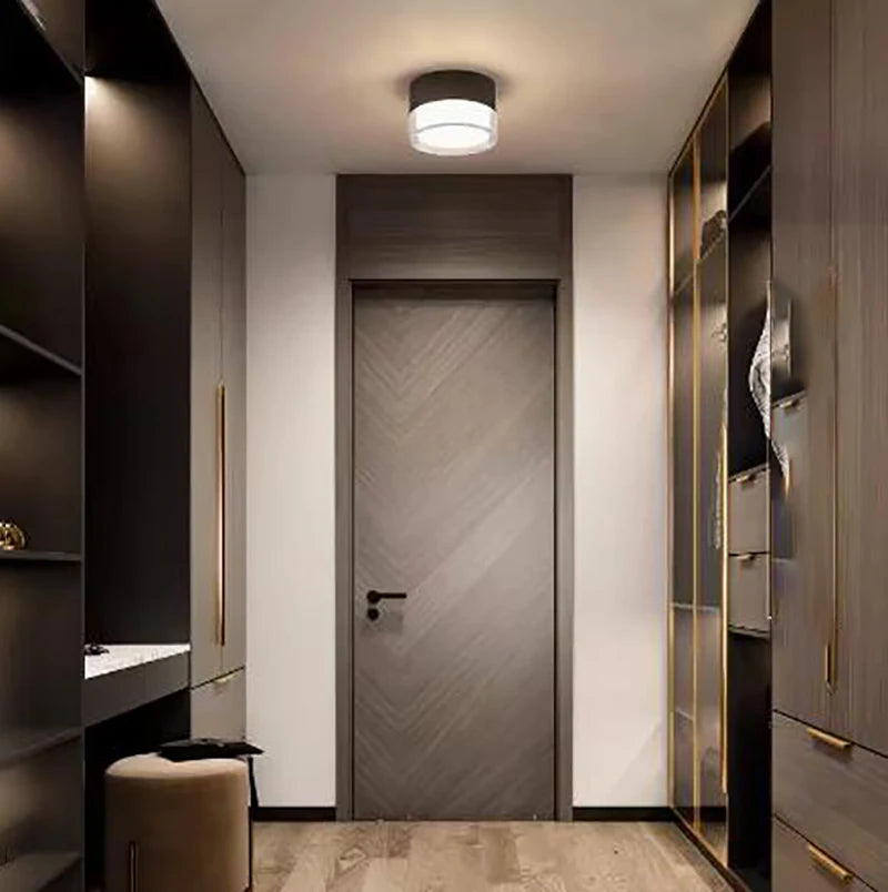 Spot LED Saillie Noir – dressing couloir contemporain