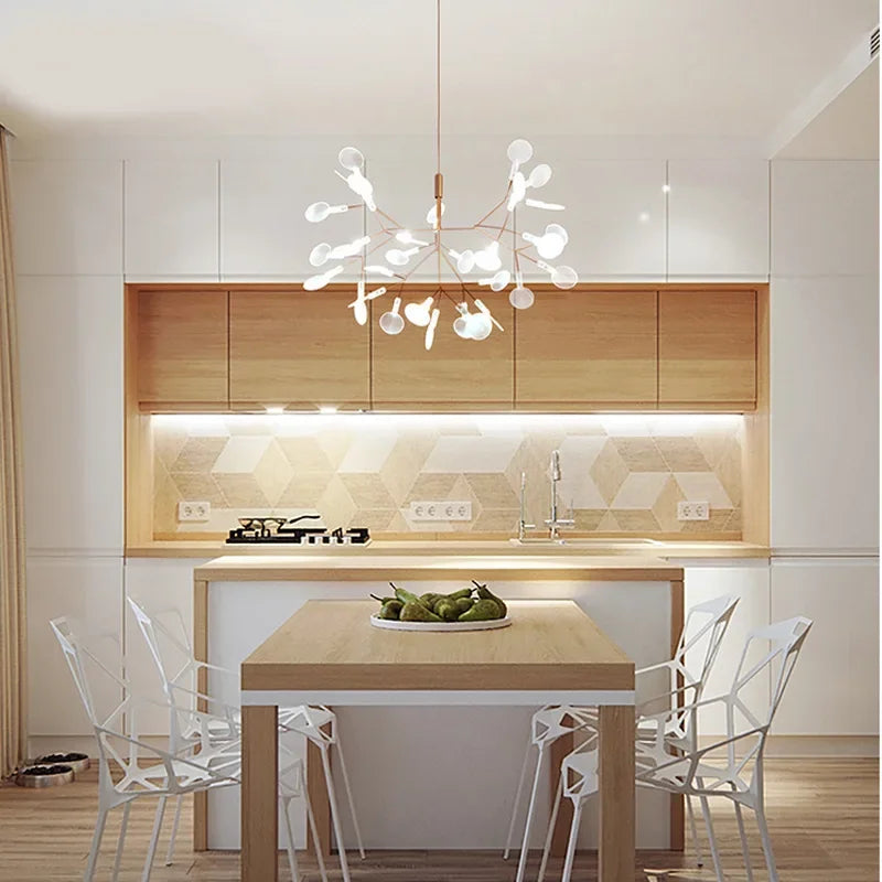 Lustre LED branches lucioles blanc – ambiance cuisine salle à manger nordique