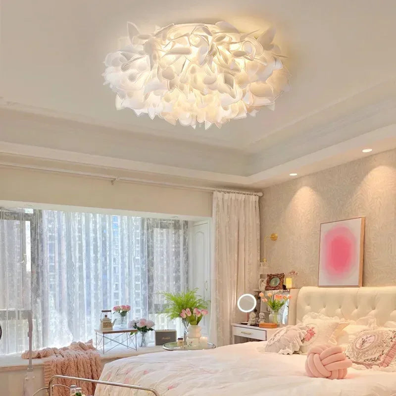 Plafonnier LED pétale feuille – ambiance chambre rose Image