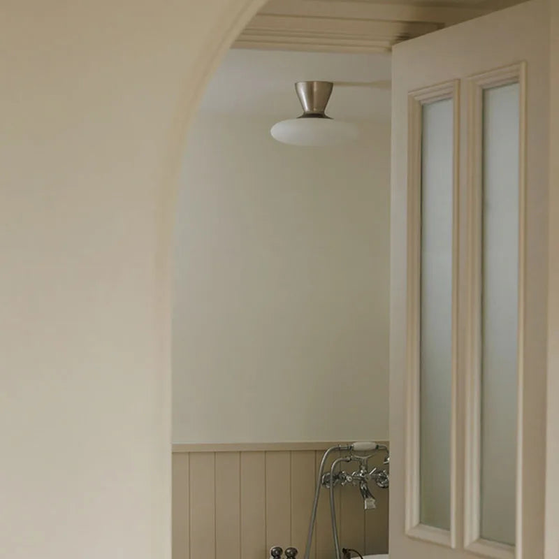 Plafonnier verre dépoli – lumière douce salon