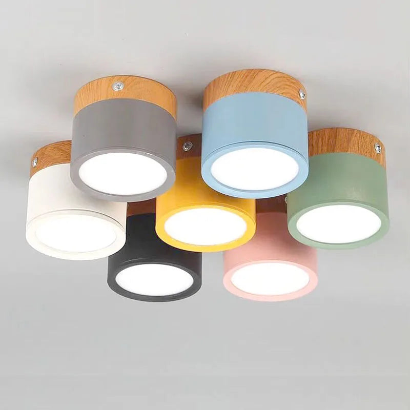 Spot LED macaron – 7 coloris au plafond