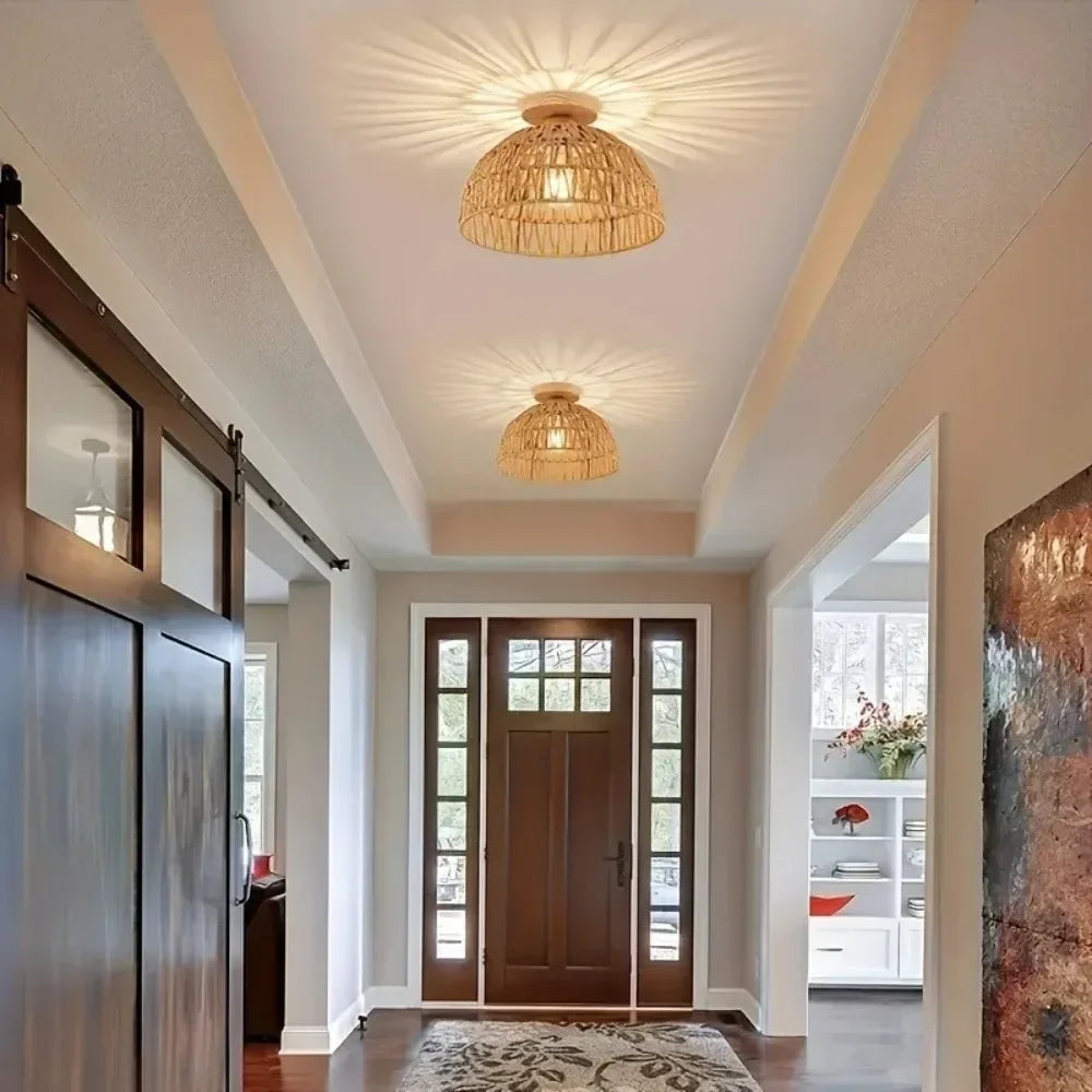 Plafonnier rotin tressé wabi-sabi – ambiance entrée couloir rustique