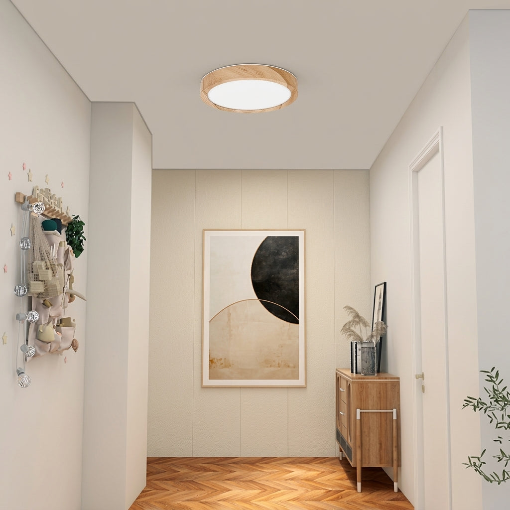 Plafonnier LED Ultra-Plat Bois naturel – mise en situation couloir